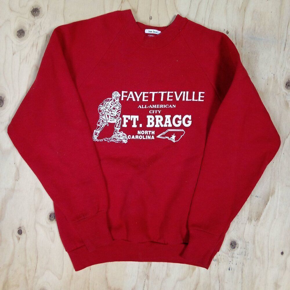 Vintage Ft. Bragg Fayetteville North Carolina Crewneck Sweatshirt - Picture 2 of 5